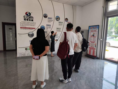 Cliente malasio visita Maquinaria Changqing