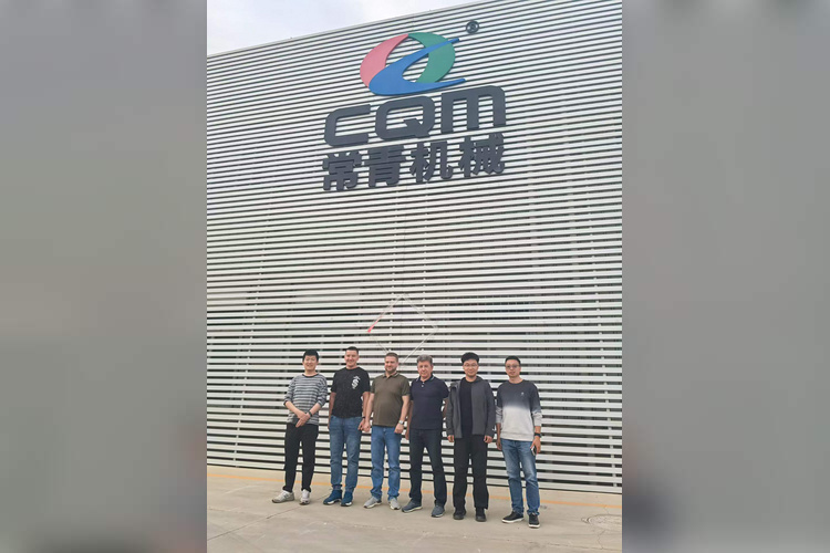 CQM-Russian-Customer-Group-750x500.jpg