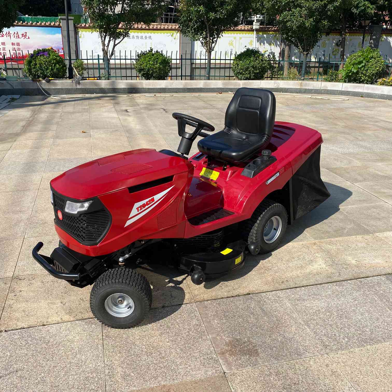 Cortadores de relva usados ​​para golfe à venda